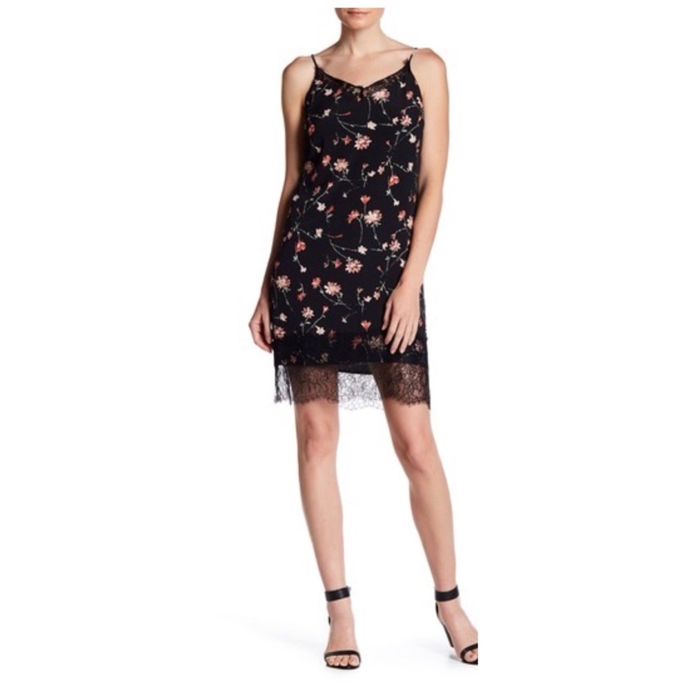 Chelsea28 printed slip on floral dress lace xs